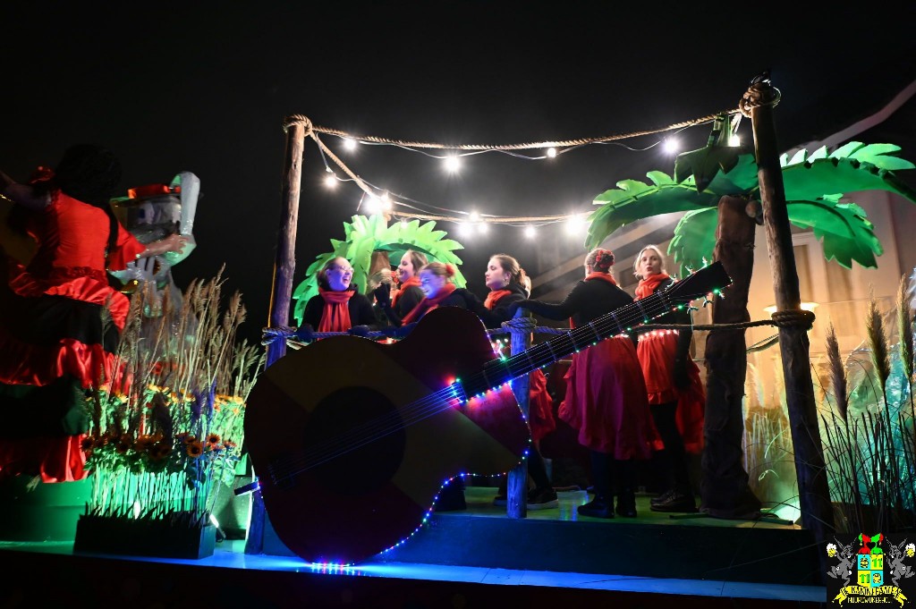 ../Images/Verlichte optocht Noordwijk 2026 055.jpg